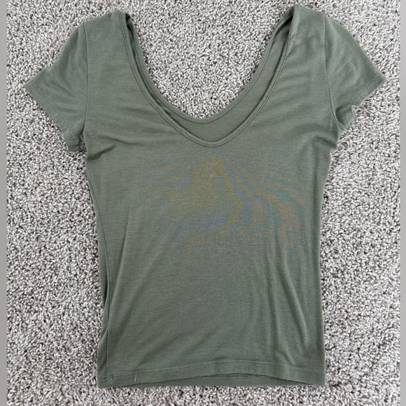 Crop Top - Picture 4 of 8